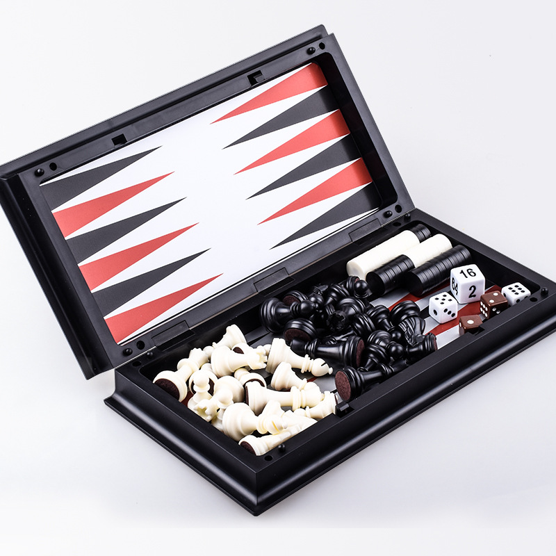 Faltbares magnetisches Schach- – Board Game Yearbook Bewertung und Preis